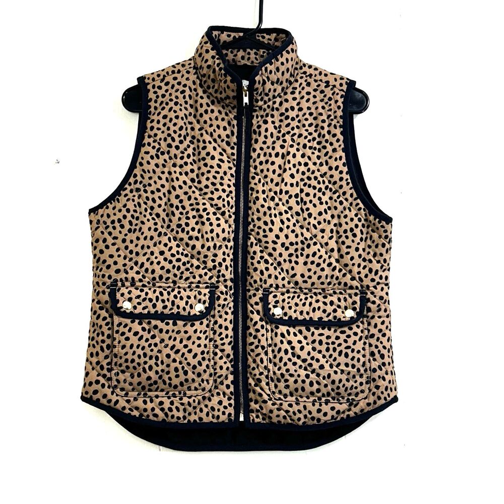 J. Crew Women's Animal Print Quilted Puffer Vest Size M Snap Pockets Zip Clouser